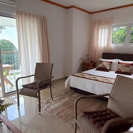Le Chant De Merle Self -Catering Studios And Apartments Mahe Island Exterior foto